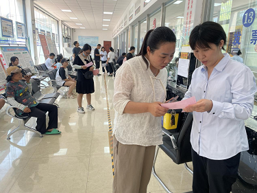 热线窗口再提质 服务用户增力度.png