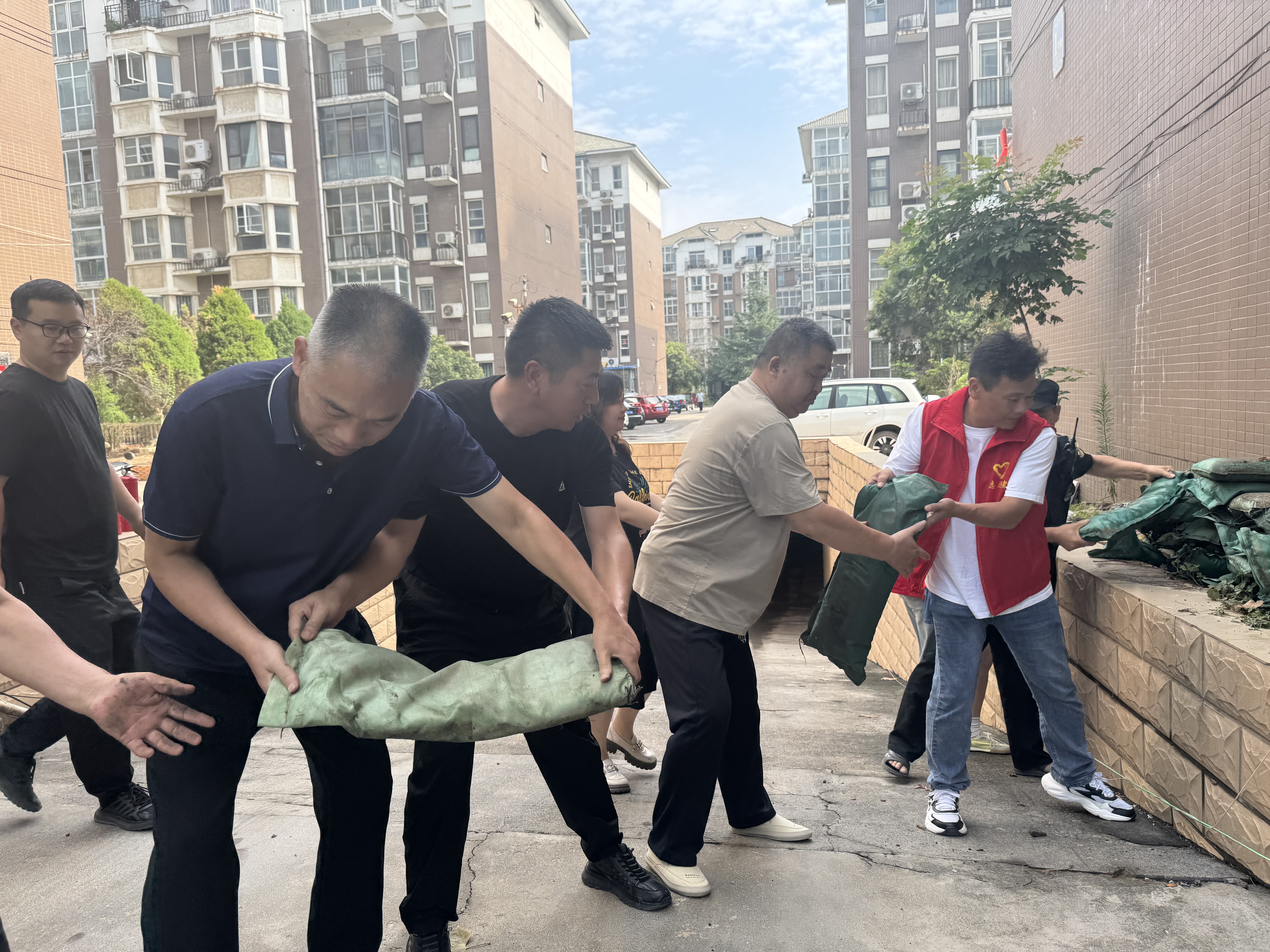 防汛.jpg